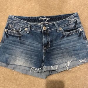 Amethyst jean shorts